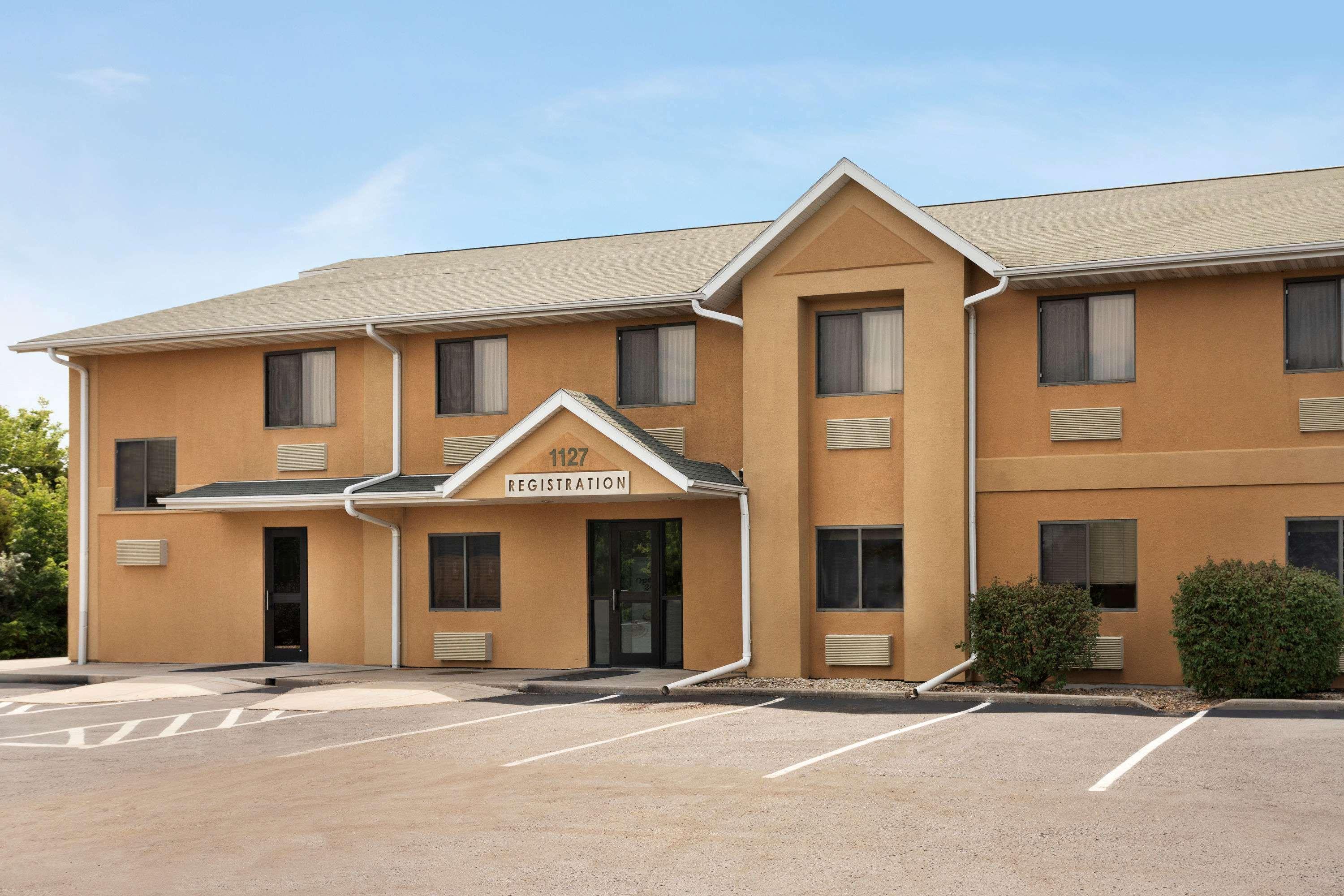 Travelodge By Wyndham Marysville Exterior photo