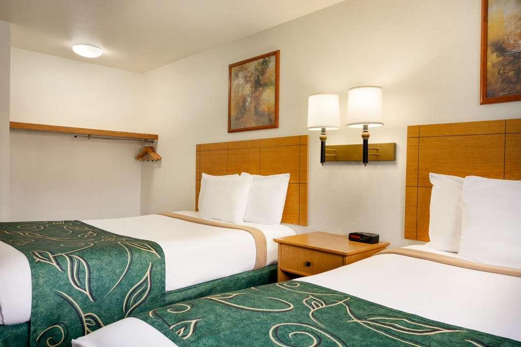 Travelodge By Wyndham Marysville Room photo